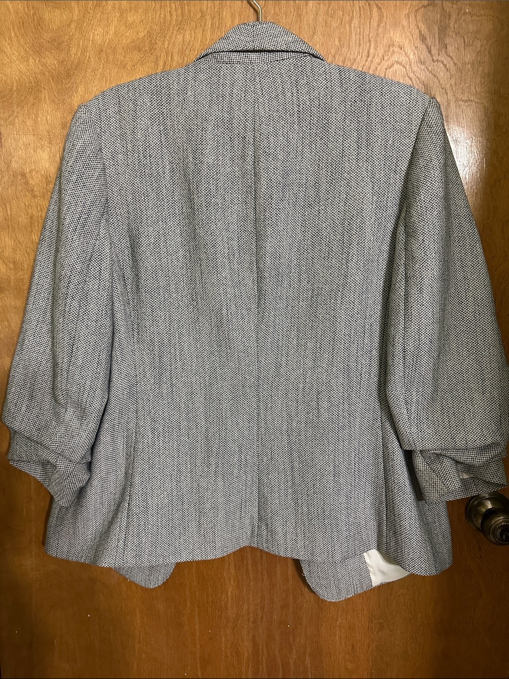 H&M Gray Textured Ruched Sleeve Blazer Size L Modern Open Front Jacket - Picture 2 of 11